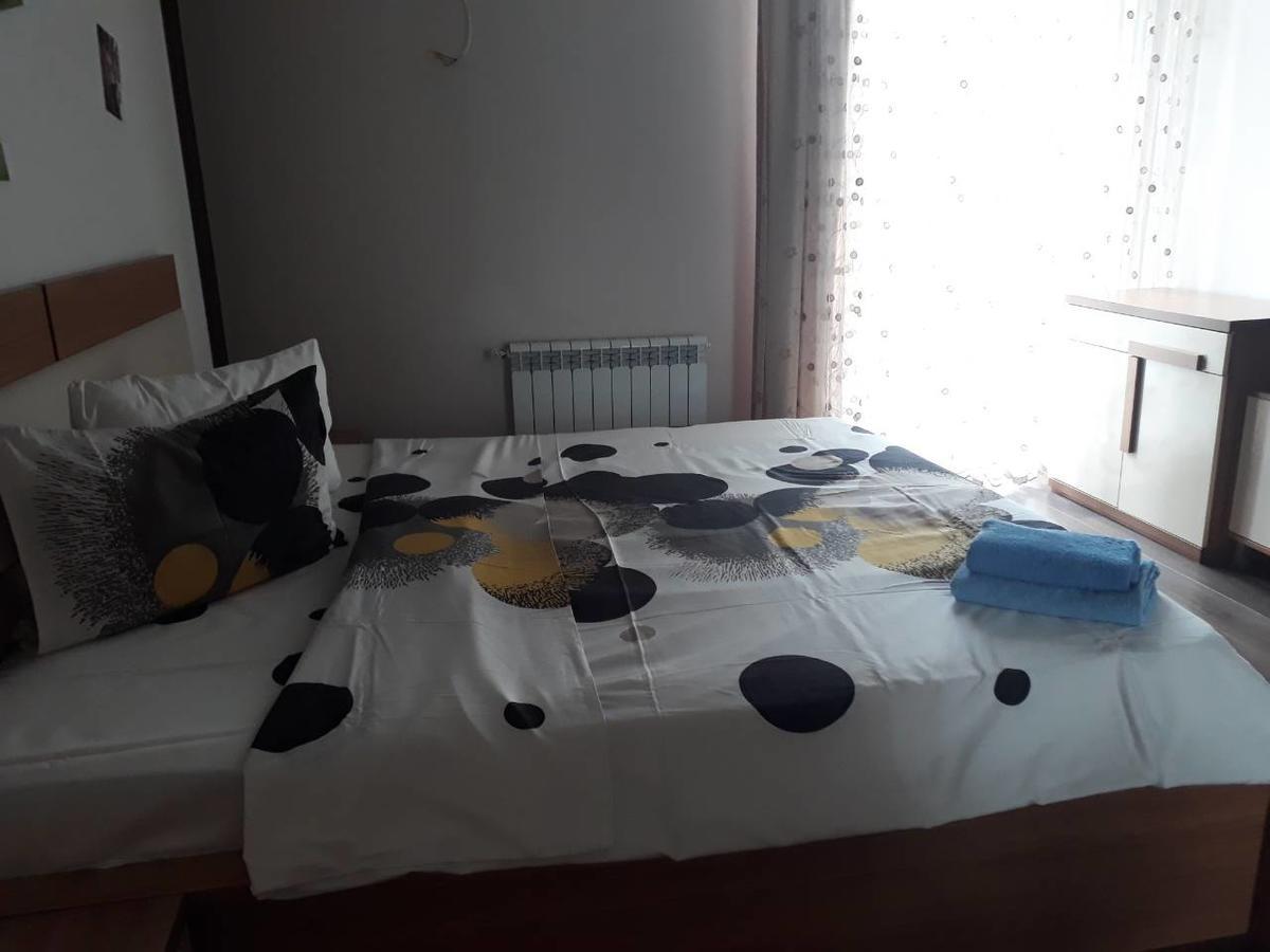 Flat Near The Mcdonald'S Batumi Exterior foto
