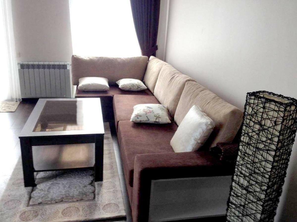 Flat Near The Mcdonald'S Batumi Exterior foto